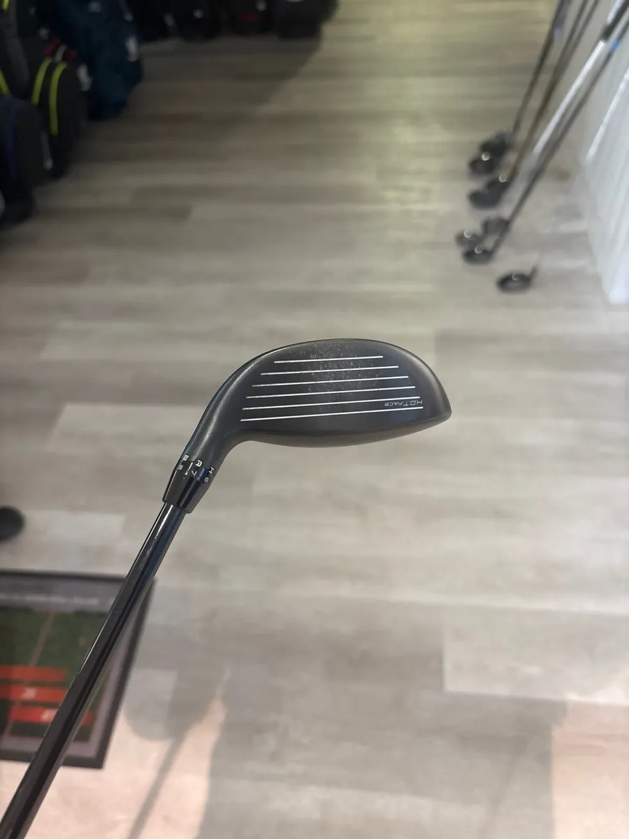 Cobra DS Adapt LS (3 Wood Ventus TR 7X) - Image 3