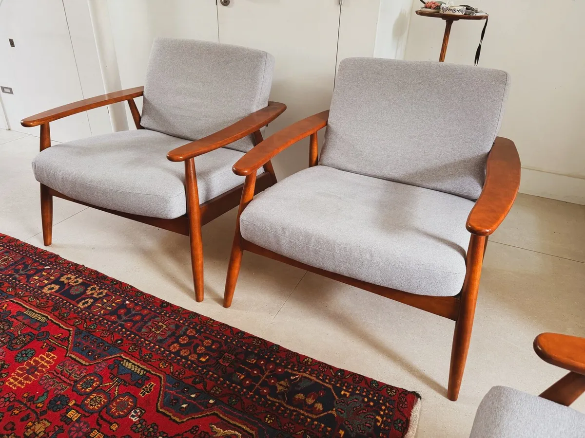 SLF24 midcentury style Demure wooden sofa - Image 2