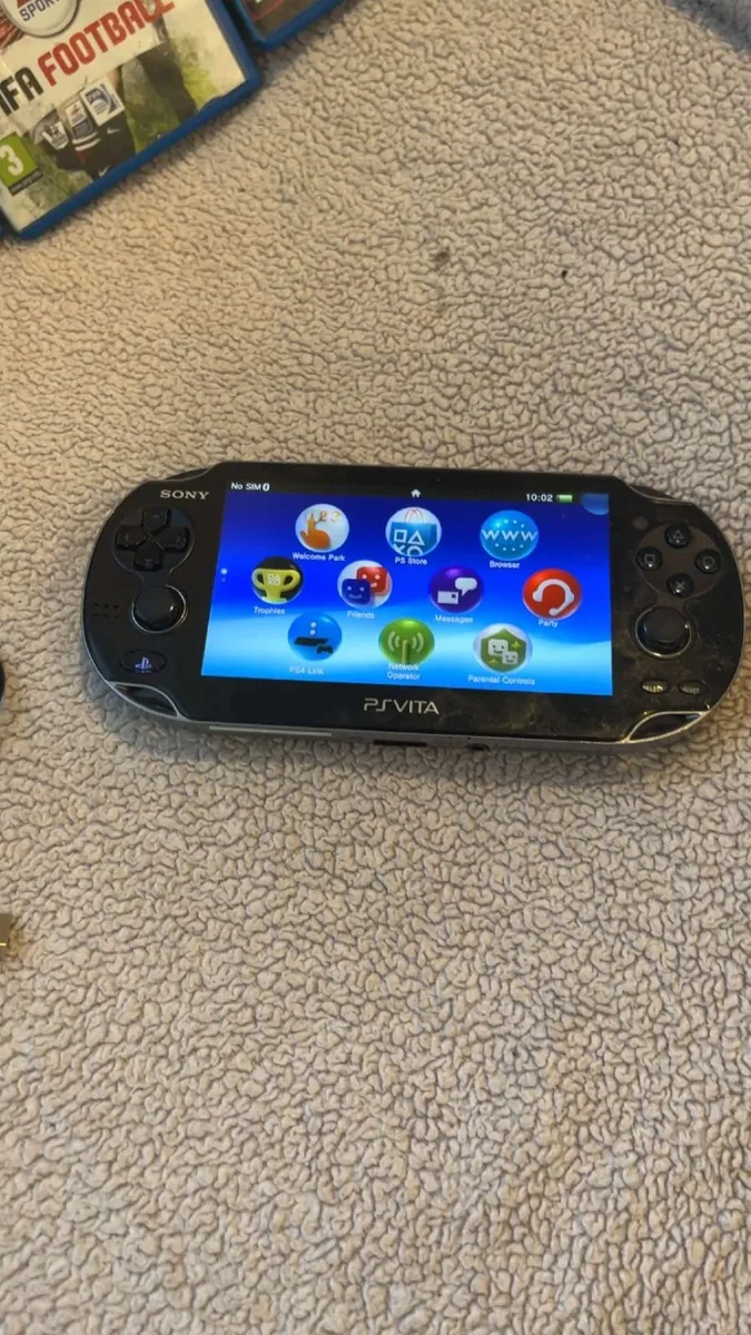 Ps vita Console - Image 2