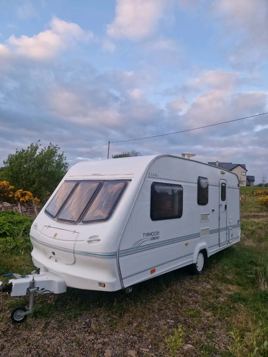 4/5 berth elldis typhoon ex2000 - Image 1