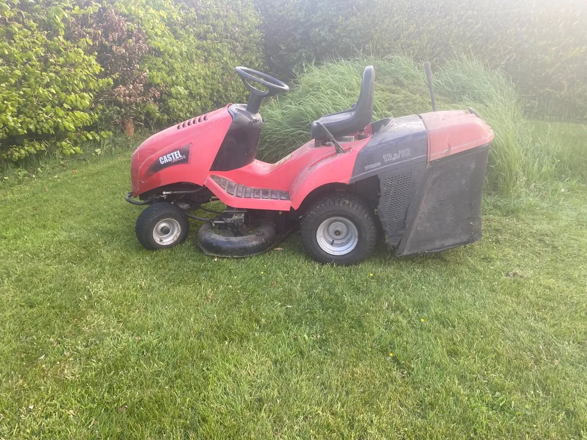 Castlegarden Lawnmower - Image 1