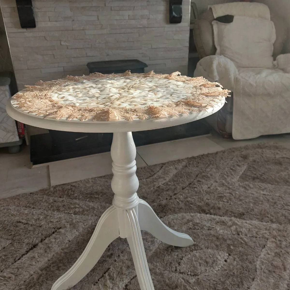 Small table - Image 1