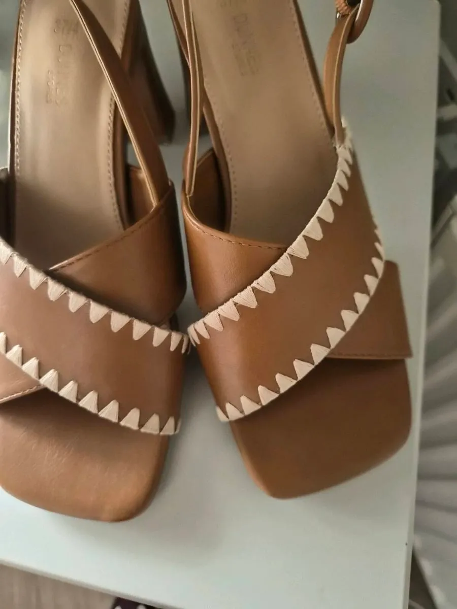 Sandals - Image 3