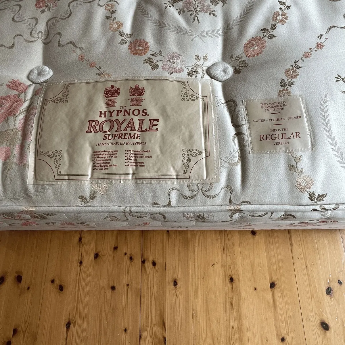 Hypnos Double Bed  Divan and Mattress Set - Image 3