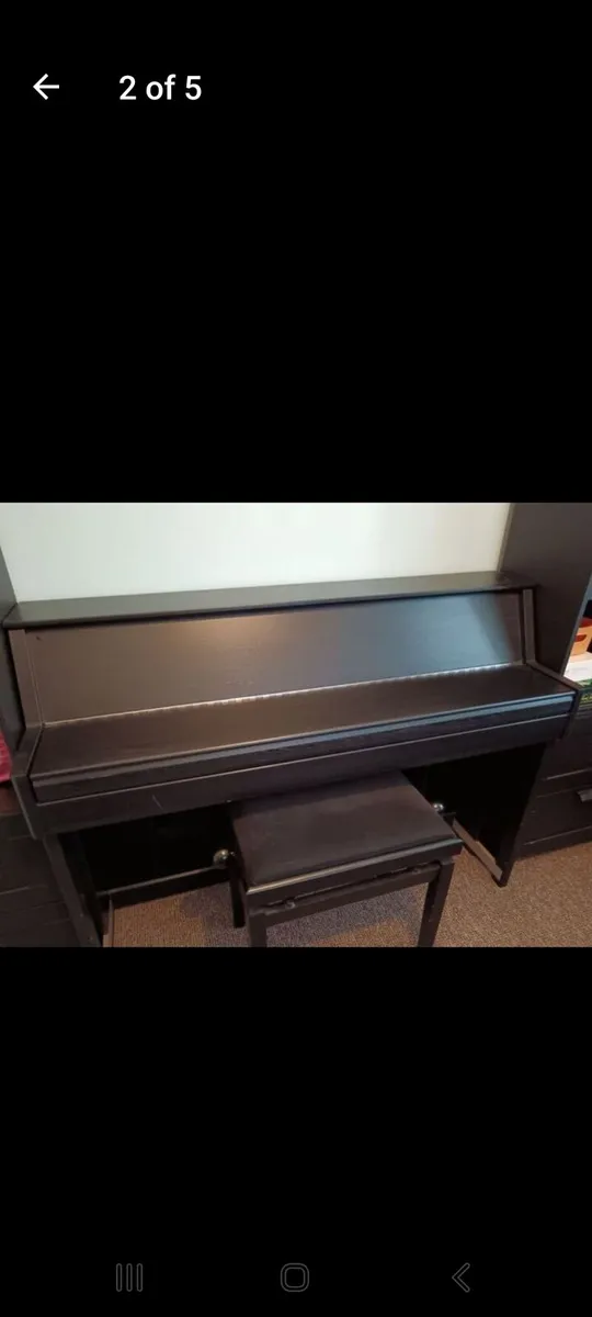 Digital Piano - Image 2