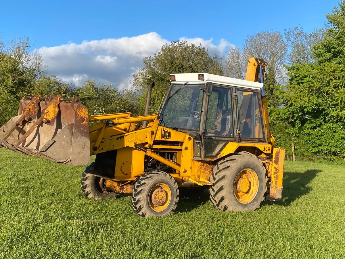 Jcb 3cx digger - Image 1