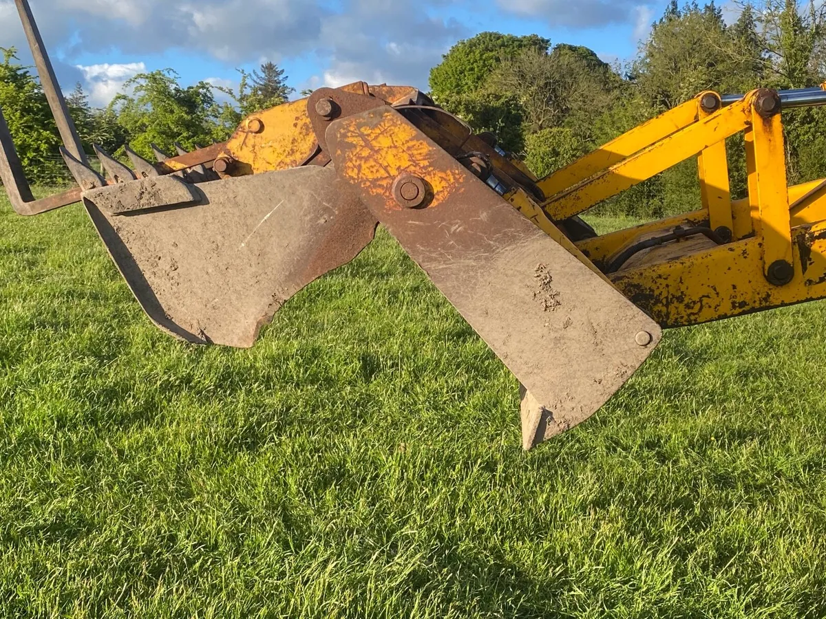 Jcb 3cx digger - Image 2