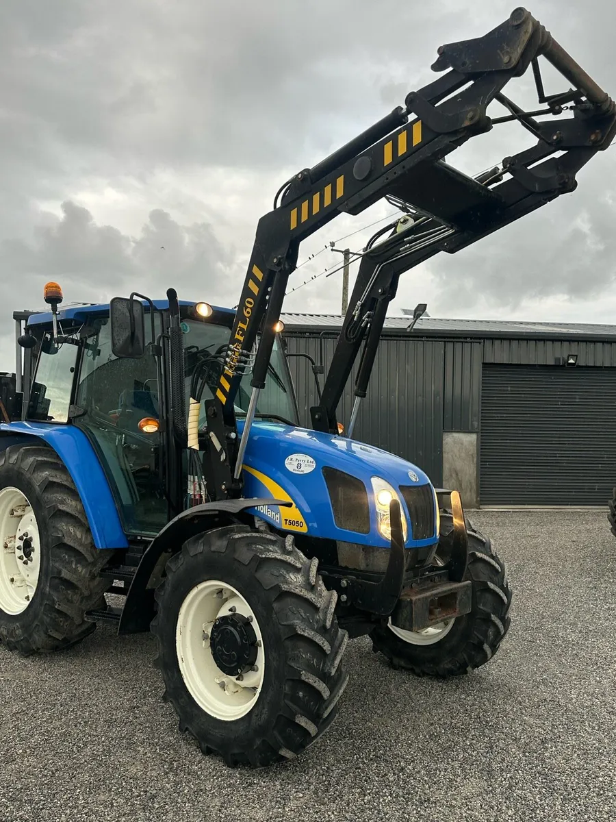 T5050 and rossmore loader  1000hours - Image 3
