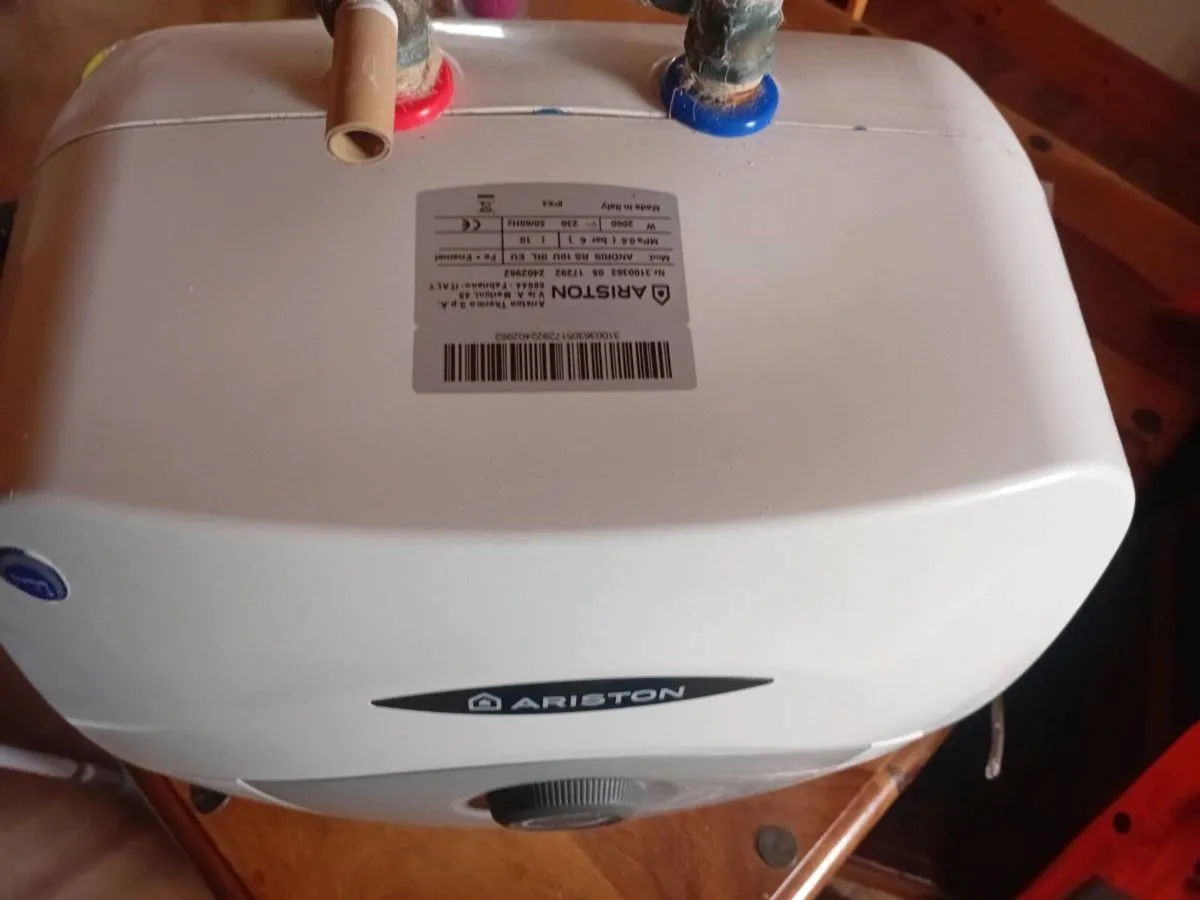 Ariston Undersink  water heater - Image 2