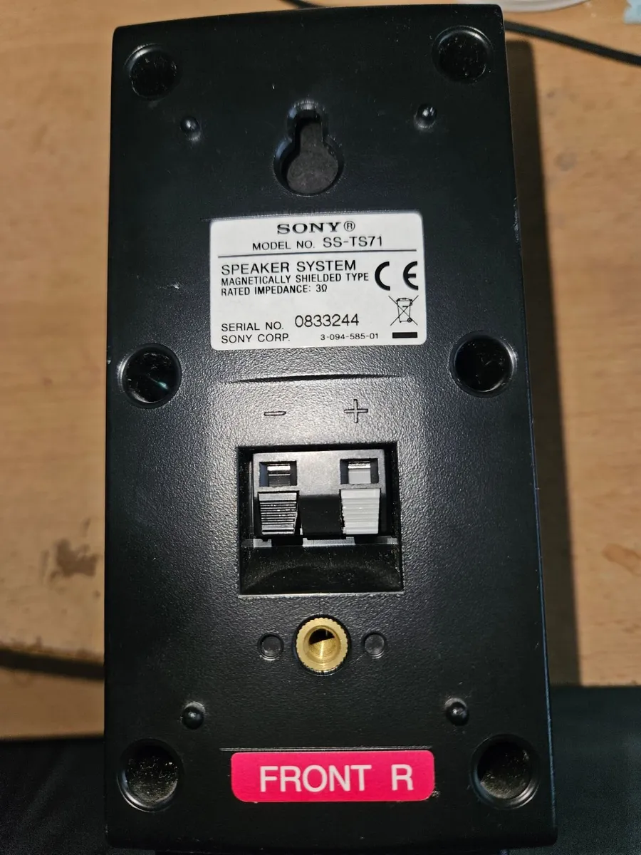 Sony Subwoffer with 5-1 speaker set. - Image 4