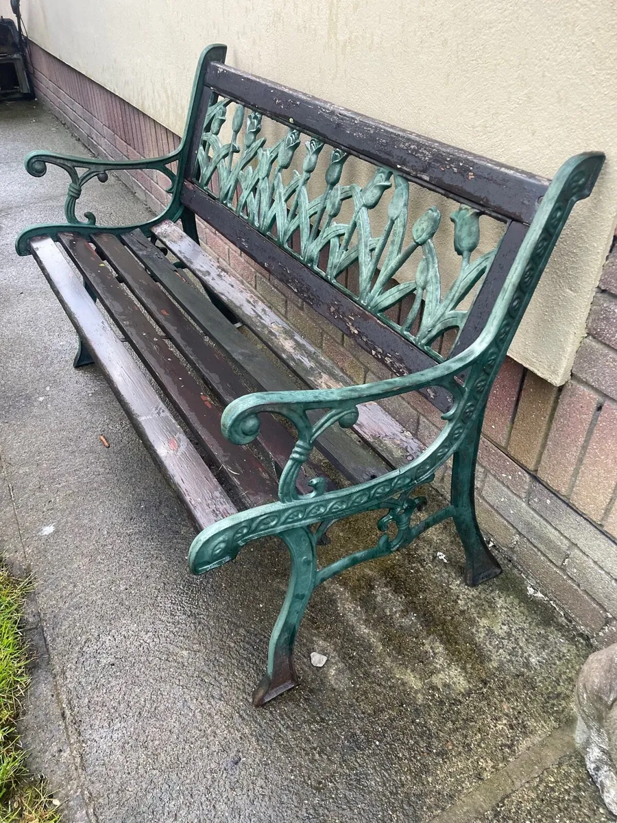 Vintage Garden bench - Image 1