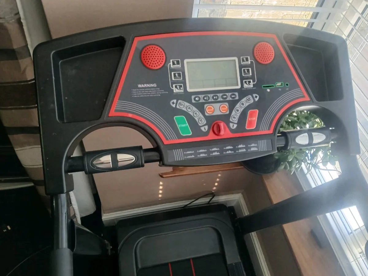 Treadmill - Image 2