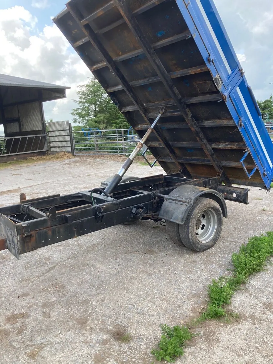 Tipping trailer - Image 1