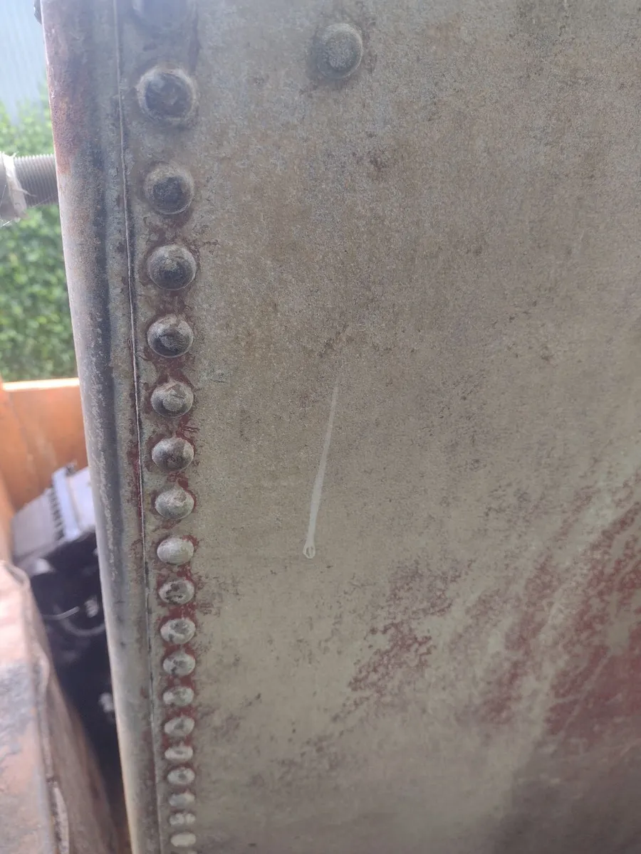 Antique riveted water tank - Image 3