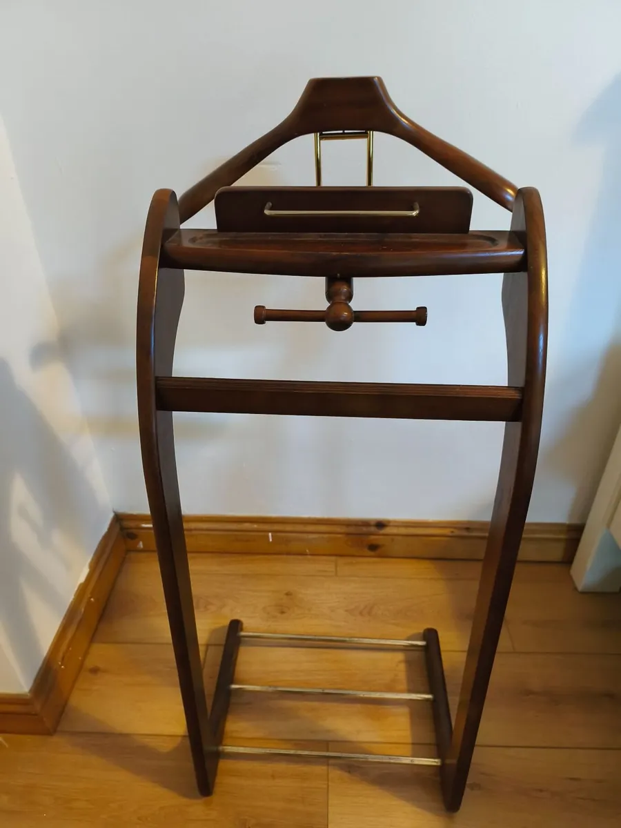 Antique Mens Valet Stand - Image 1