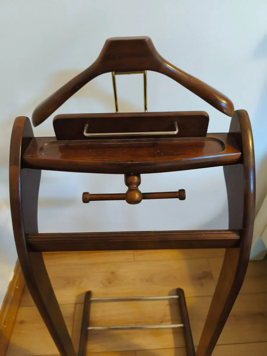 Antique Mens Valet Stand - Image 4