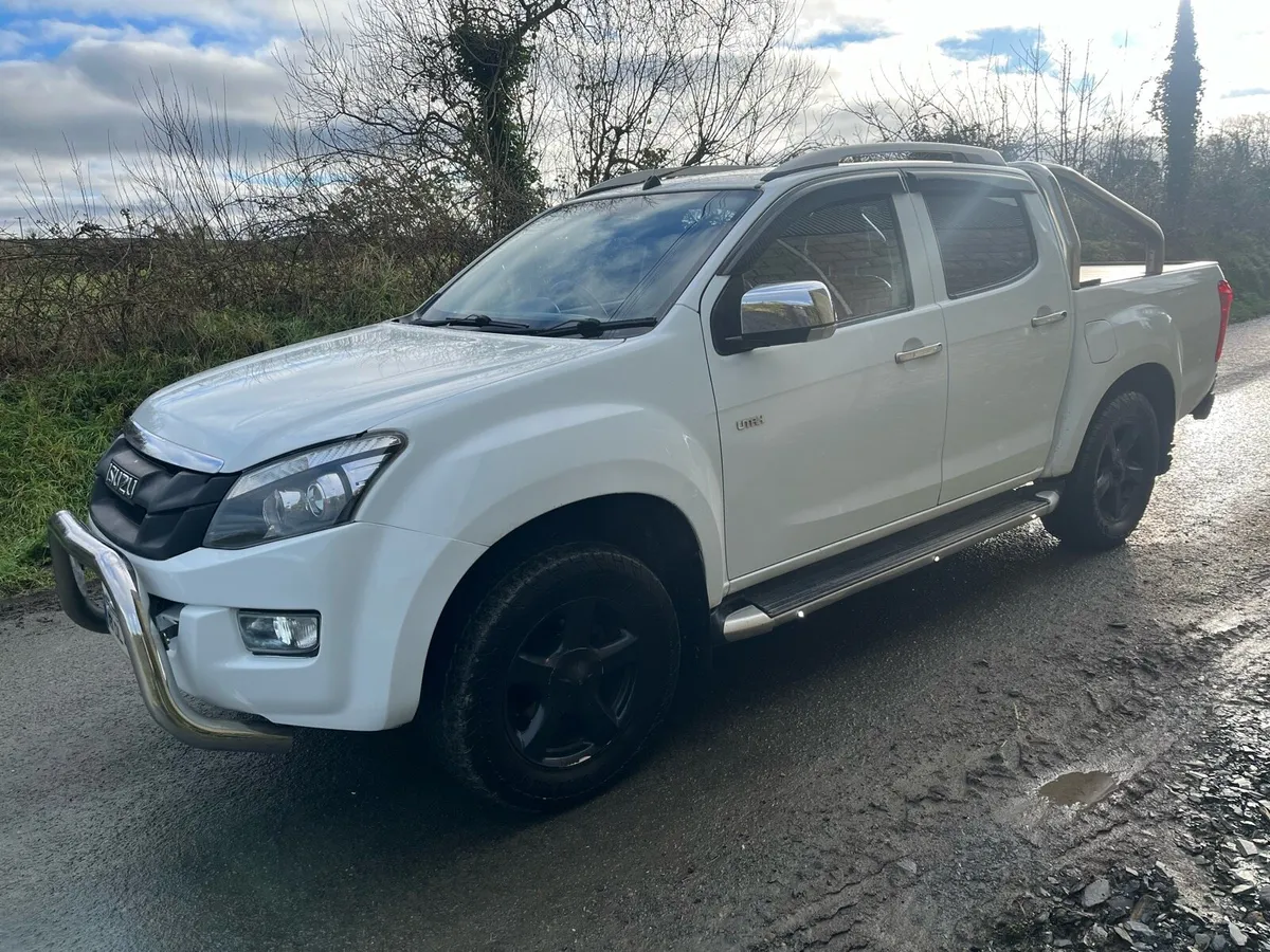 13 Isuzu dmax - Image 2
