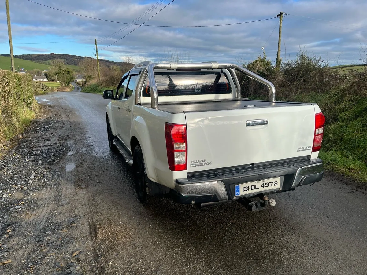 13 Isuzu dmax - Image 3