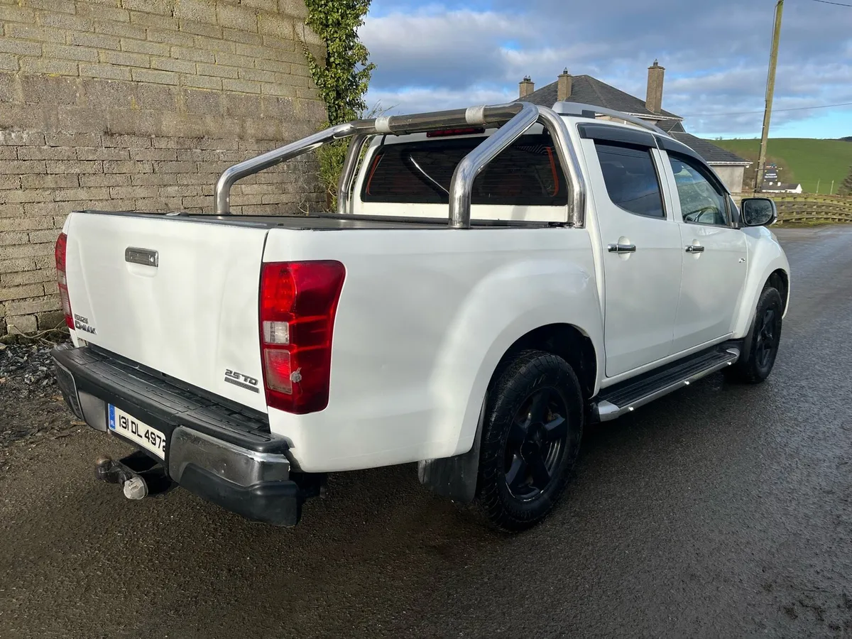 13 Isuzu dmax - Image 4