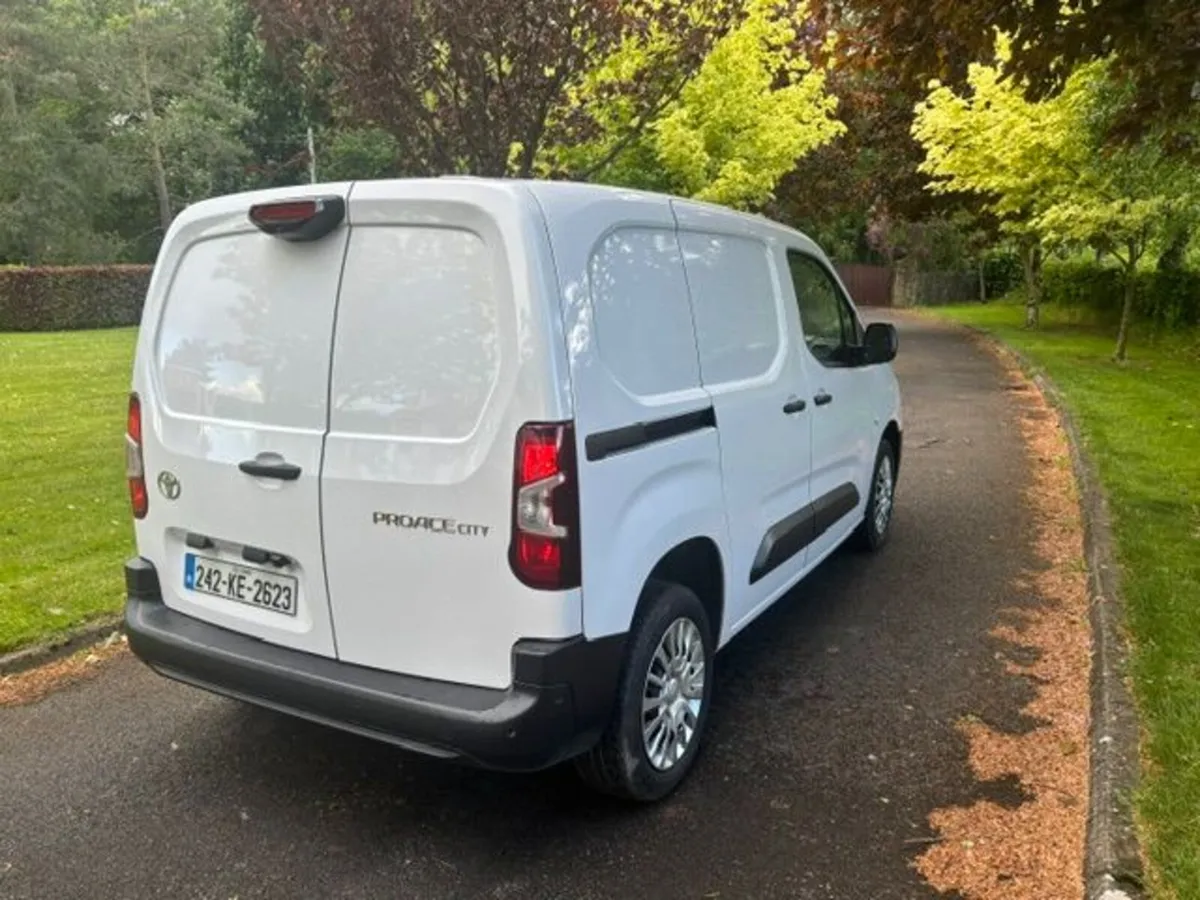 Toyota Proace 2024 - Image 2