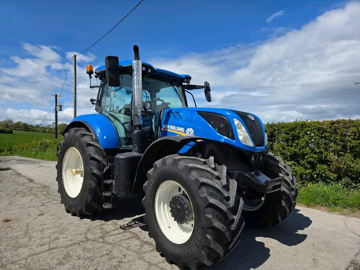 New Holland T7260 - Image 2