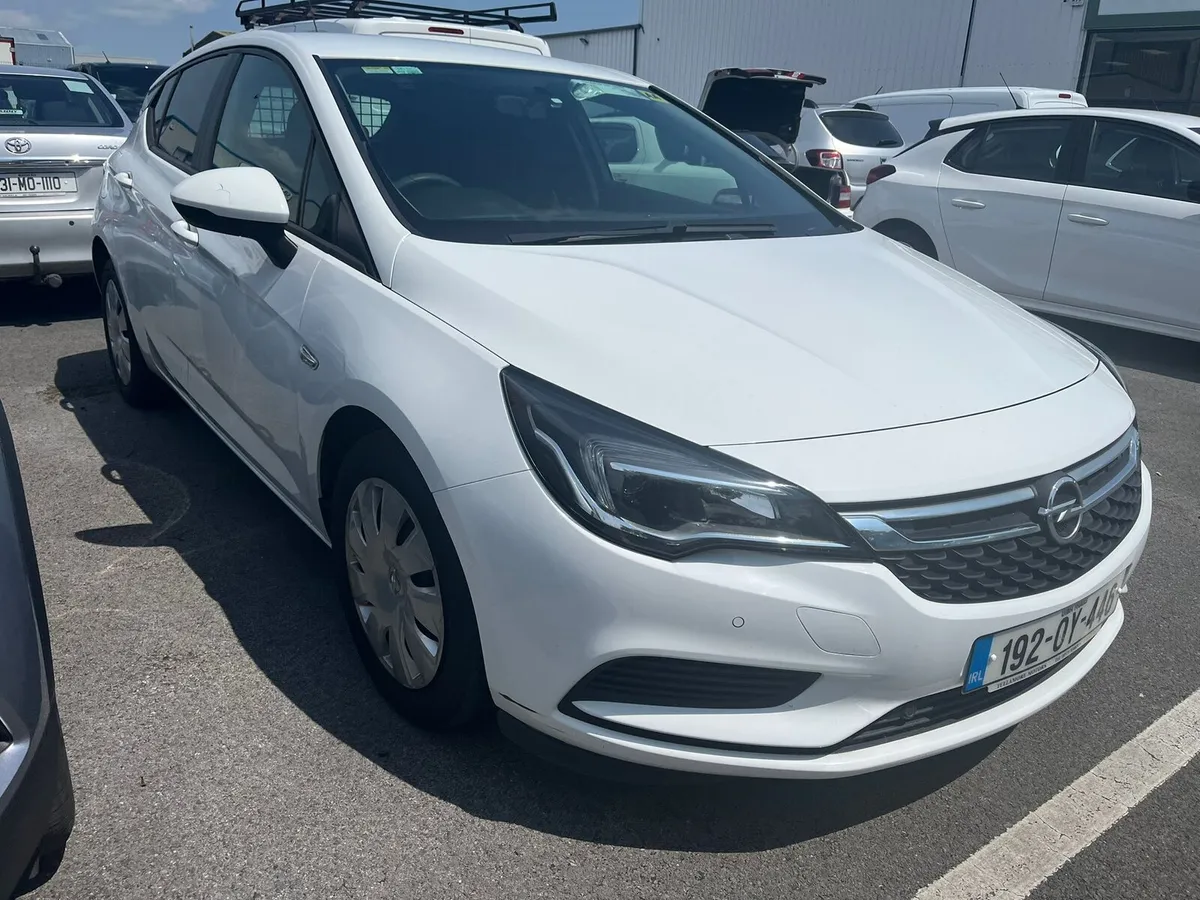 Opel Astra Van Low Milage - Image 2