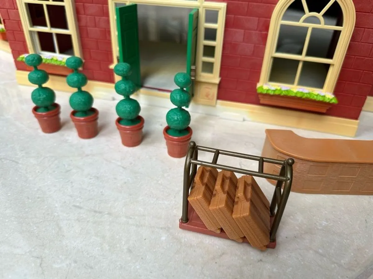 Sylvanian Families Regency Hotel - Image 3