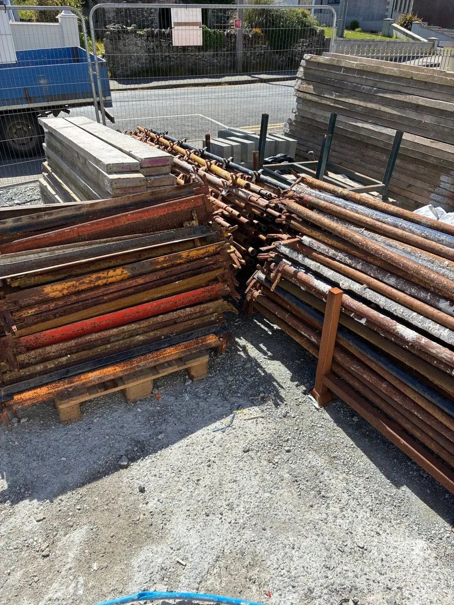 Scaffolding - Image 1