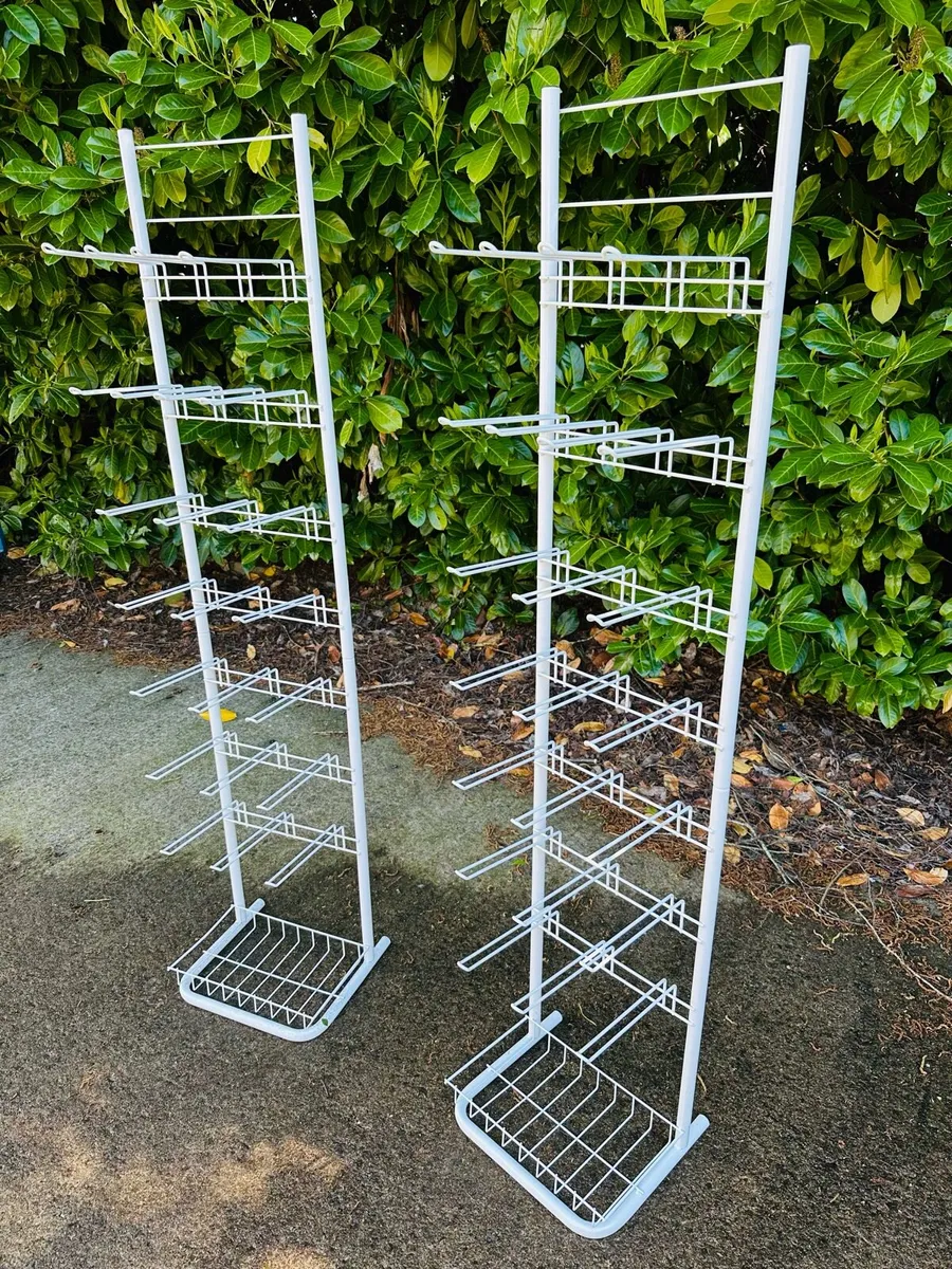 HEAVY DUTY WHITE SHOP DISPLAY STANDS - Image 4