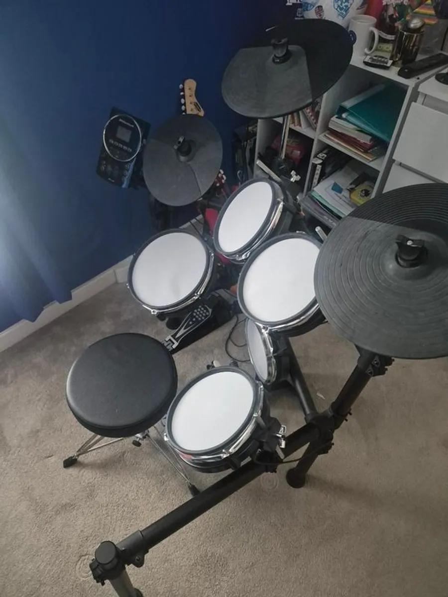 Drumset - Image 1