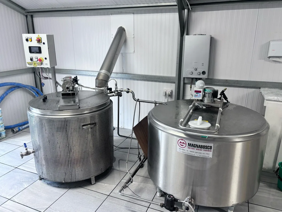 230 litre batch pasteuriser system - Image 1