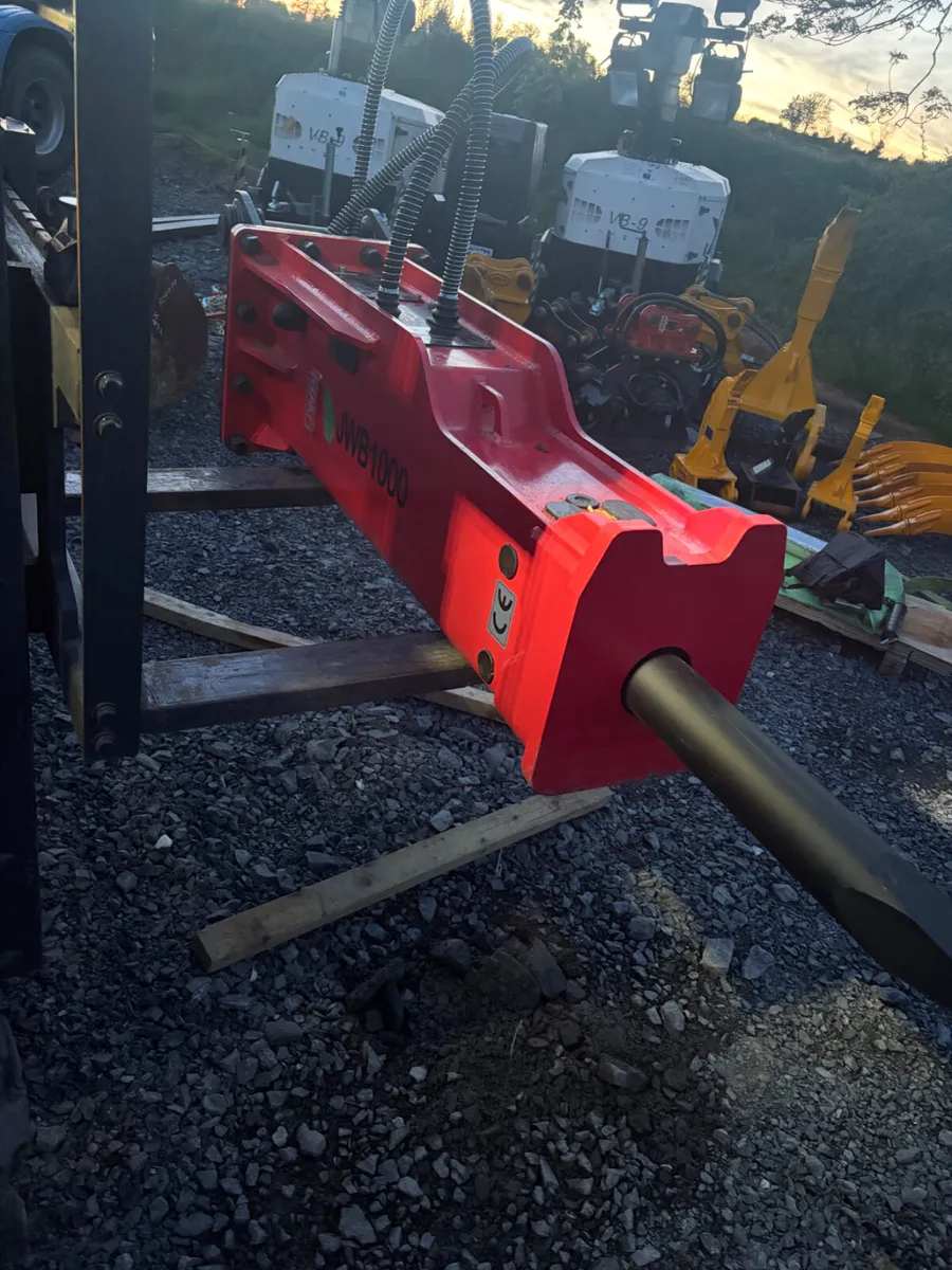 Unused 13tonne Rock breakers for sale - Image 3