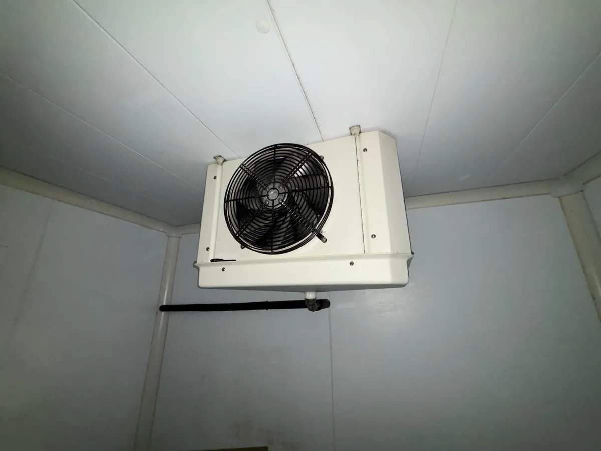 Double Freezer room - Image 2