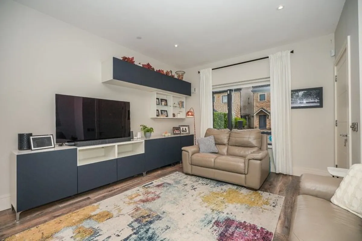 3 seat & 2 seat sofa suite - Image 3