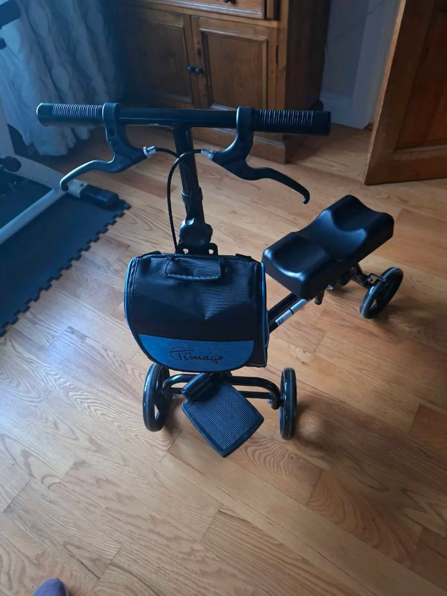 Mobility Aid/Scooter - Image 1
