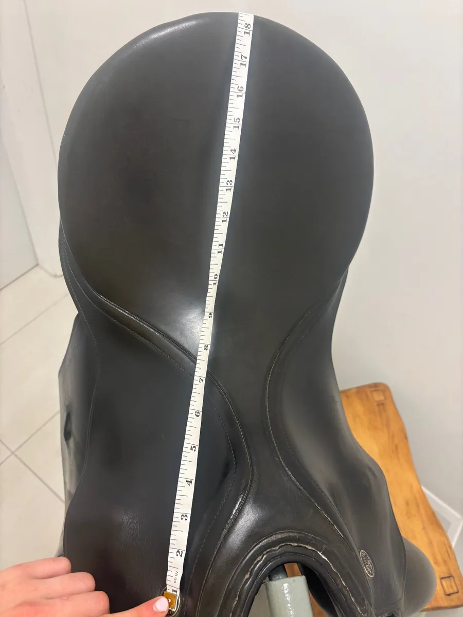 Dressage Saddle - Image 4