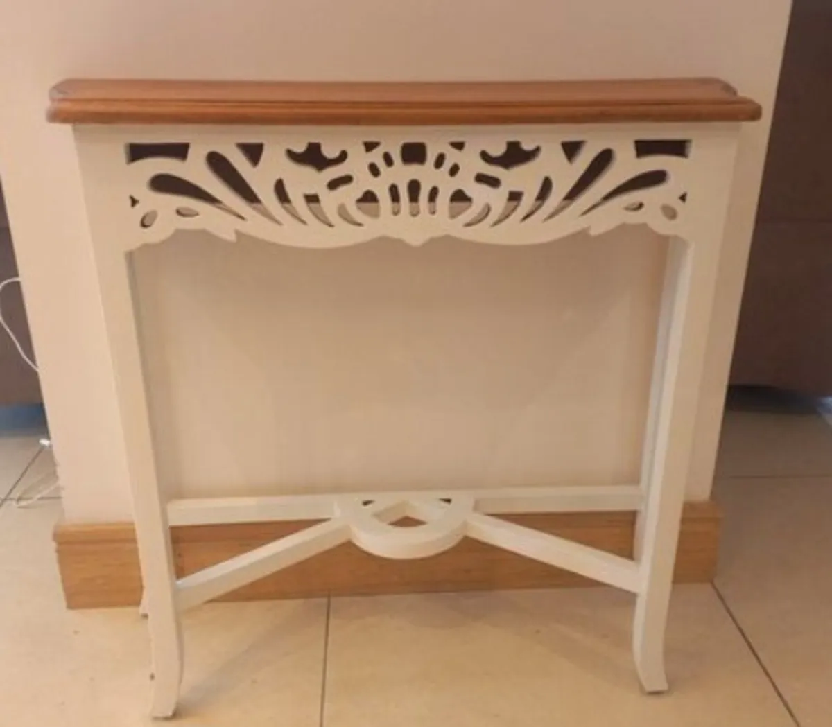 Consol table - Image 1