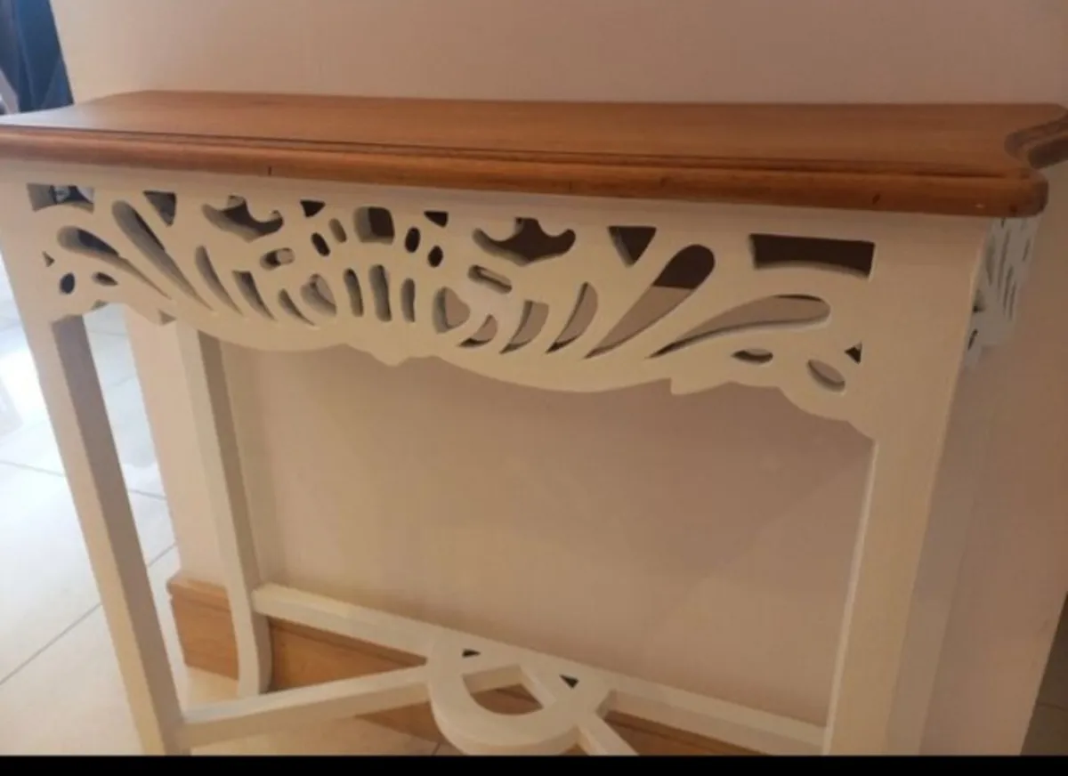 Consol table - Image 3
