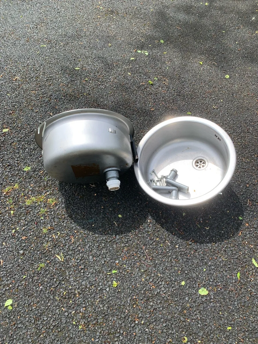 Two Stainless steel round sinks - Image 2