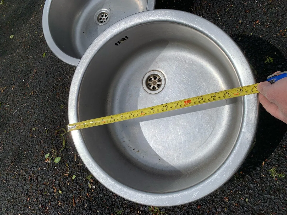 Two Stainless steel round sinks - Image 3