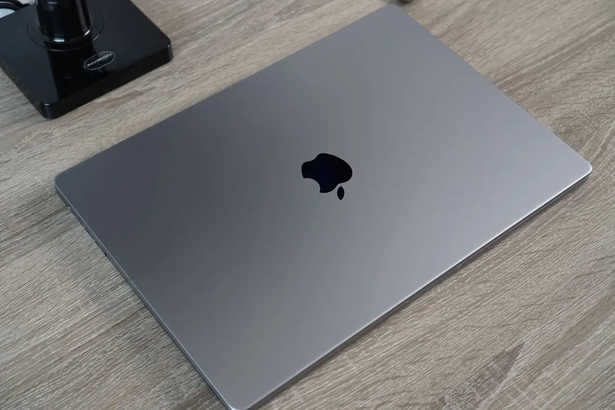 MacBook Pro 16" 2021 M1 Pro | 16GB | 512GB - Image 4