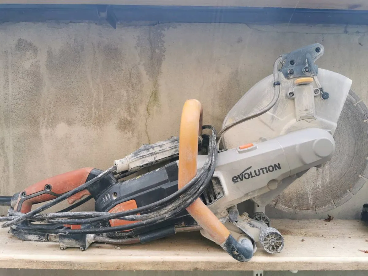 Evolution consaw - Image 1