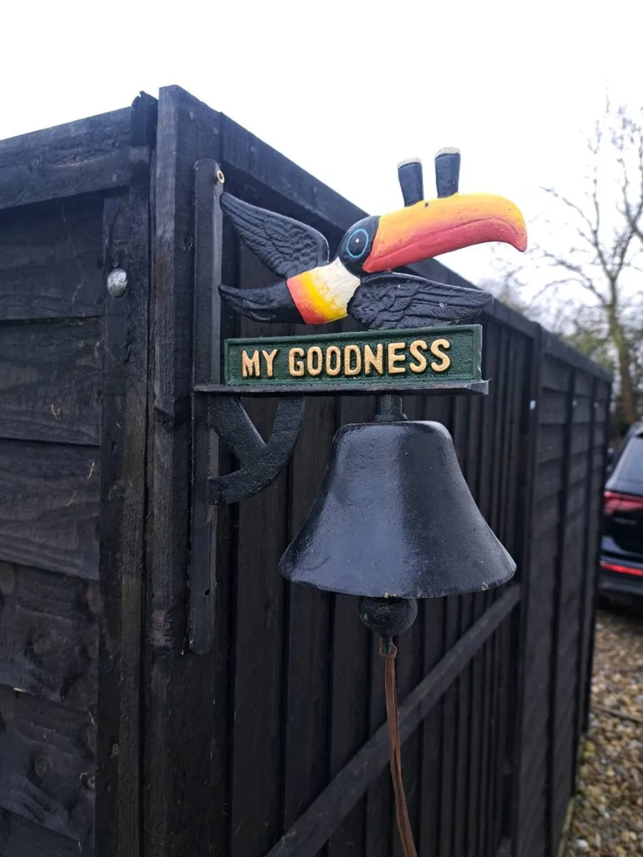 Guinness cast iron bell - Image 4