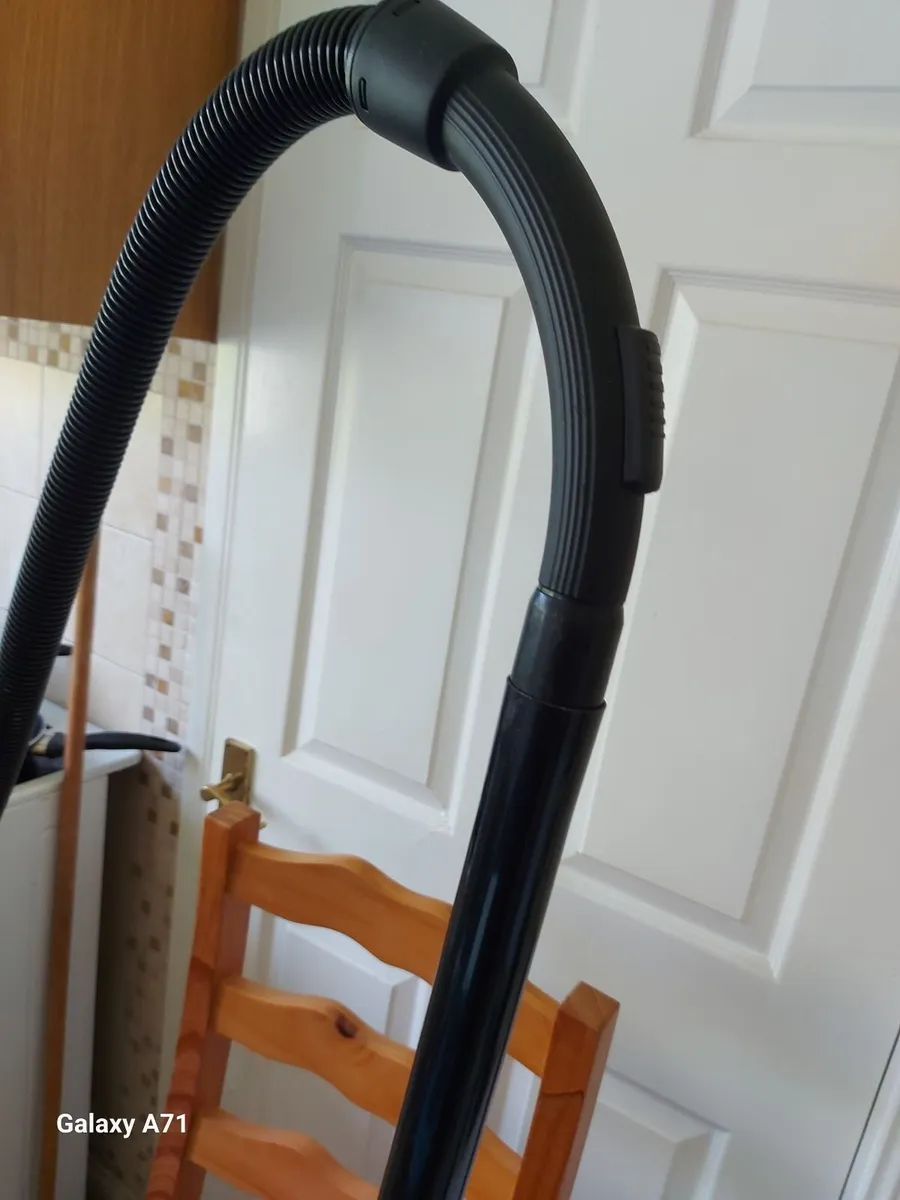 Morphy Richards Vacuum Cleaner excellent condition - Image 4
