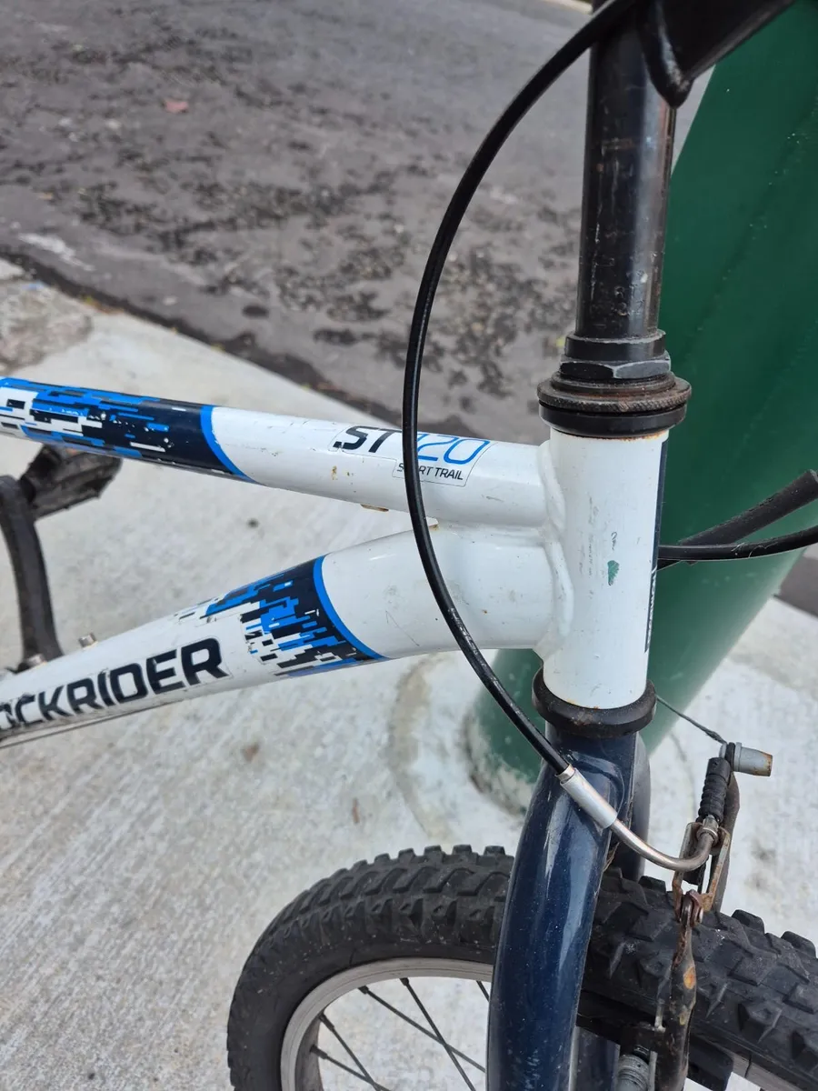 Boys bike - Image 2