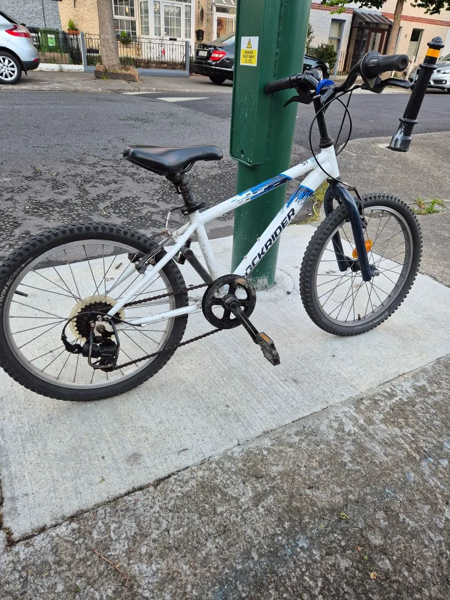 Boys bike - Image 1