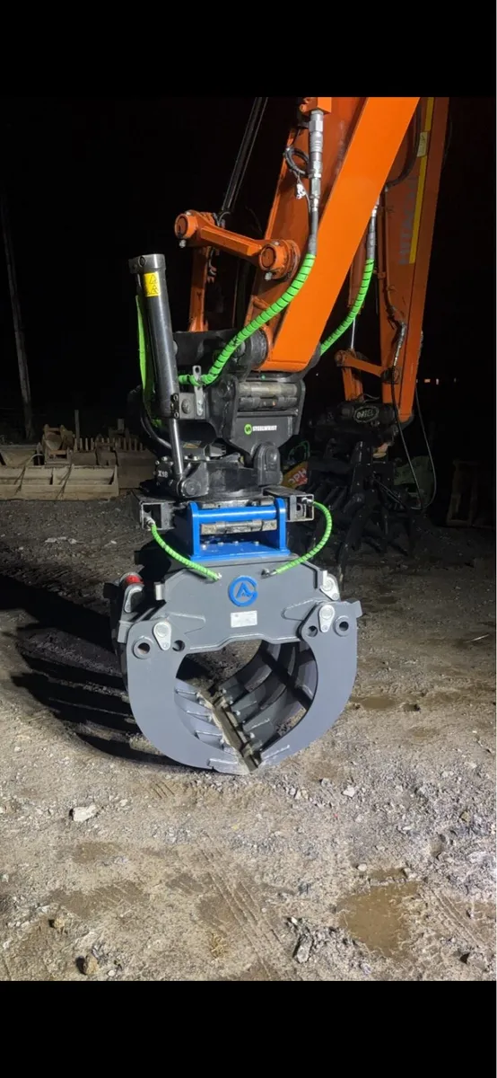 Grab - Image 1