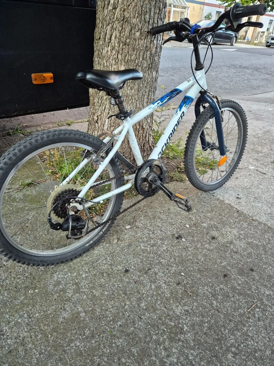 Boys bike - Image 4