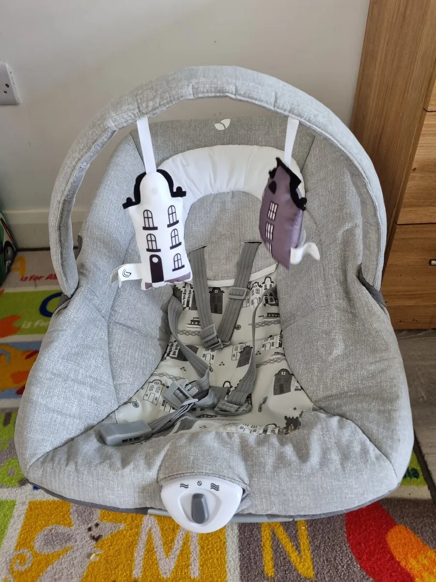 Baby swing - Image 1