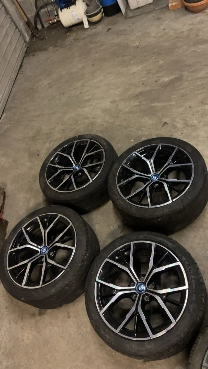 BMW alloys - Image 1